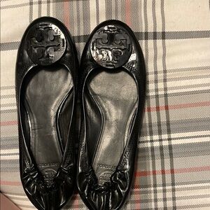 Tory Burch Black Patent Leather Flats with Embellished Toe
